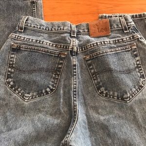 Vintage Lee Riveted high rise jeans 28w 28 inseam